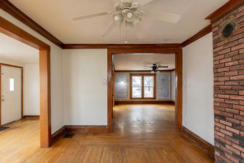 494 E State St, Sycamore, IL 60178 photo 9