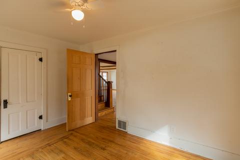 494 E State St, Sycamore, IL 60178 photo 17