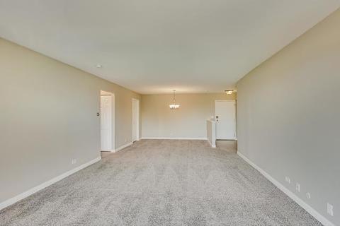 5400 Astor Ln #413, Rolling Meadows, IL 60008 photo 7