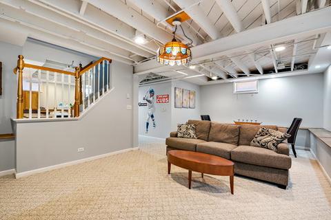 601 S Wheaton Ave, Wheaton, IL 60187 photo 17