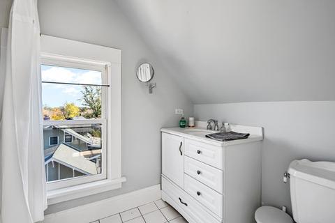 601 S Wheaton Ave, Wheaton, IL 60187 photo 16