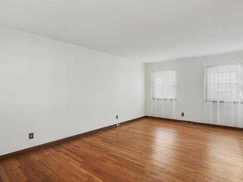 1260 Reckinger Rd, Aurora, IL 60505 photo 12