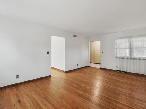 1260 Reckinger Rd, Aurora, IL 60505 photo 13