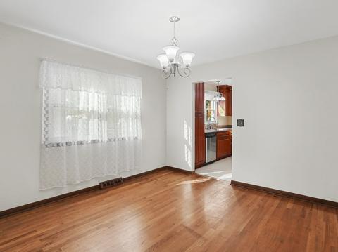 1260 Reckinger Rd, Aurora, IL 60505 photo 10