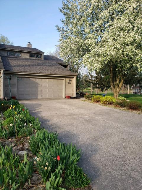 613 W Park St, Morrison, IL 61270 photo 2