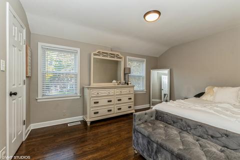2115 E 98th St, Chicago, IL 60617 photo 6