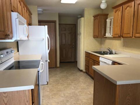 3113 Marquette Rd, Peru, IL 61354 photo 4