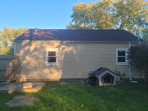 1115 Bangs St, Aurora, IL 60505 photo 3