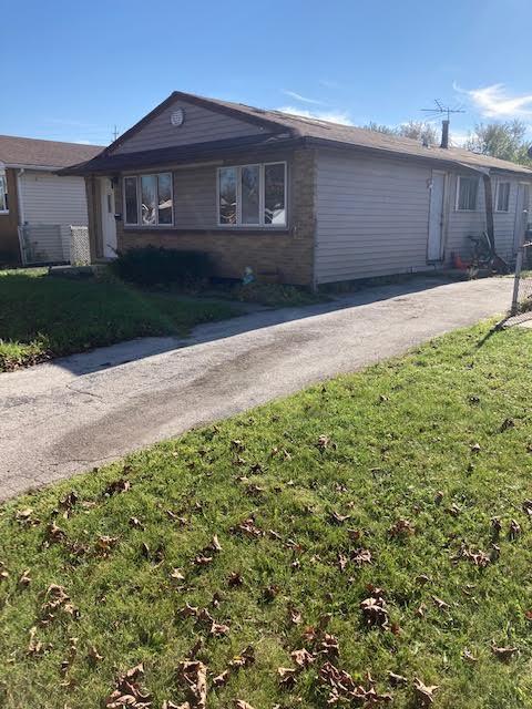 3627 Maxey Ct, Robbins, IL 60472 photo 1