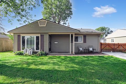 116 E Dennis Rd, Wheeling, IL 60090 photo 1