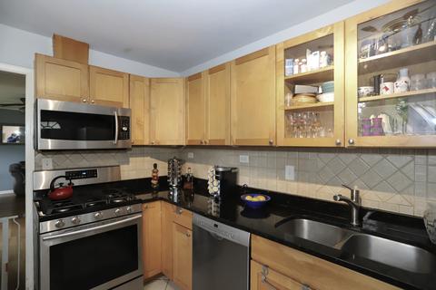 116 E Dennis Rd, Wheeling, IL 60090 photo 14