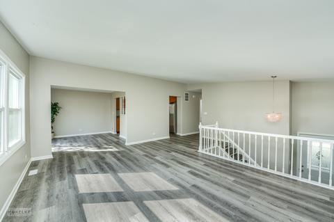 1480 Ashton Ct, Aurora, IL 60504 photo 4
