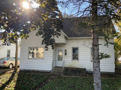 709 E Norris Dr, Ottawa, IL 61350 photo 1
