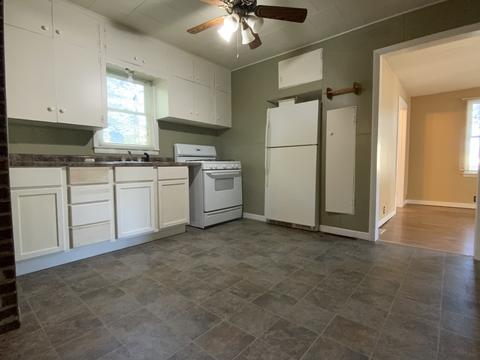 709 E Norris Dr, Ottawa, IL 61350 photo 8