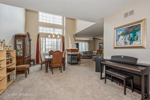 8 Shade Tree Ct, Algonquin, IL 60102 photo 2