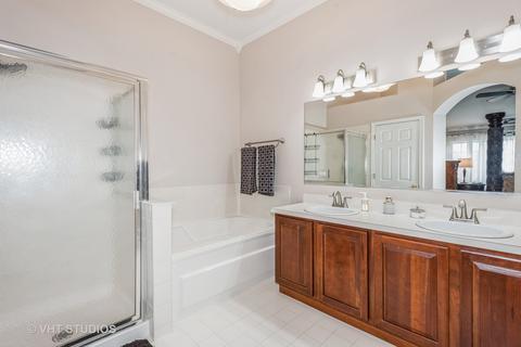 8 Shade Tree Ct, Algonquin, IL 60102 photo 7