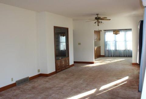 408 W Winfield St, Morrison, IL 61270 photo 6