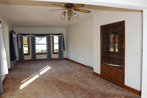 408 W Winfield St, Morrison, IL 61270 photo 7