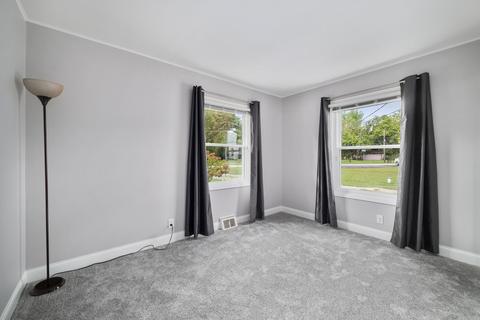 2070 E Old Pine Bluff Rd, Morris, IL 60450 photo 13