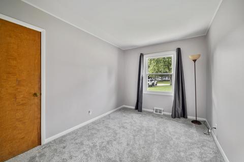 2070 E Old Pine Bluff Rd, Morris, IL 60450 photo 14