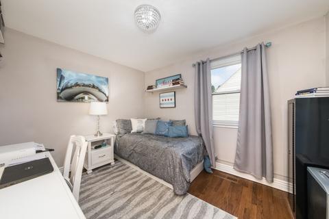 2102 Halsey Dr, Des Plaines, IL 60018 photo 14
