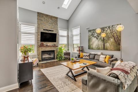 2071 Carlisle St, Algonquin, IL 60102 photo 4