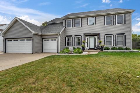 2071 Carlisle St, Algonquin, IL 60102 photo 2