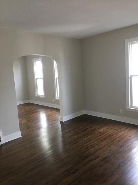 316 Orchard St, Elgin, IL 60123 photo 7