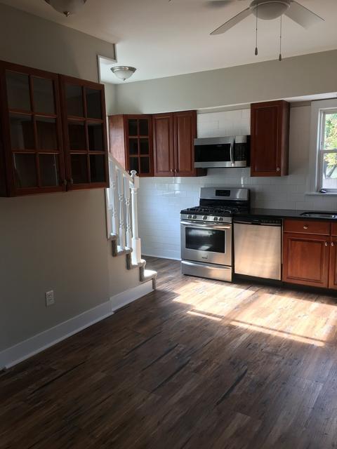 316 Orchard St, Elgin, IL 60123 photo 10