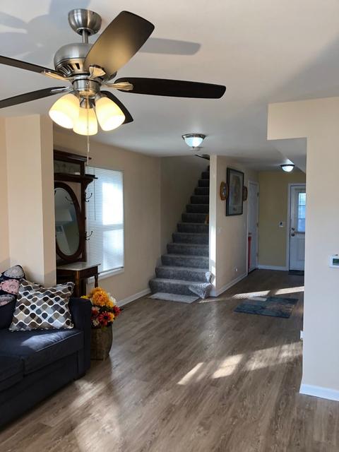 754 Bluff City Blvd, Elgin, IL 60120 photo 11