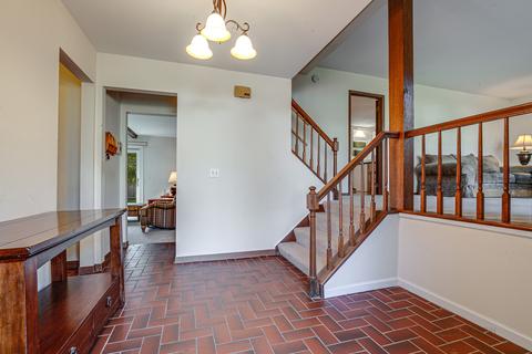 540 Basil Rd, Lake Bluff, IL 60044 photo 2