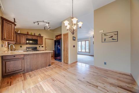 5220 W Malibu Ct, Mchenry, IL 60050 photo 4