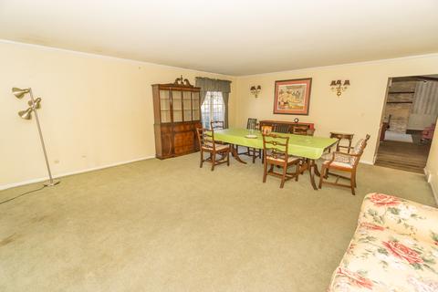 730 N Rohlwing Rd, Addison, IL 60101 photo 9
