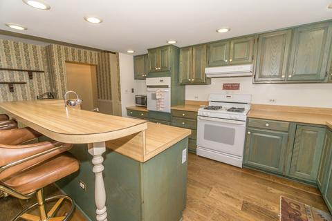 730 N Rohlwing Rd, Addison, IL 60101 photo 6