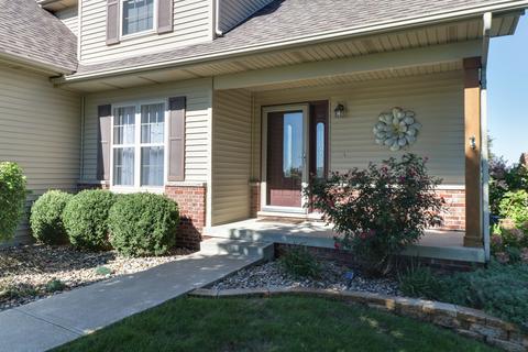 3522 Silverado Trl, Normal, IL 61761 photo 2