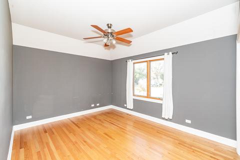 2759 Maple St, Des Plaines, IL 60018 photo 20