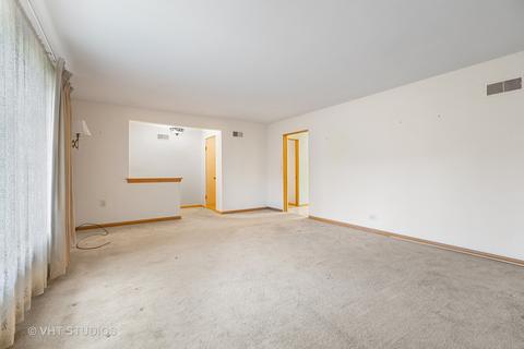 7860 Dana Way, Burr Ridge, IL 60527 photo 3