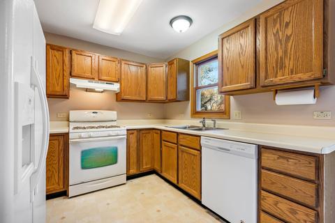 35129 N Forest Ave, Ingleside, IL 60041 photo 6