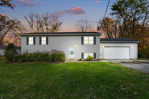 35129 N Forest Ave, Ingleside, IL 60041 photo 1