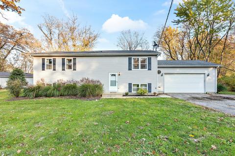 35129 N Forest Ave, Ingleside, IL 60041 photo 2