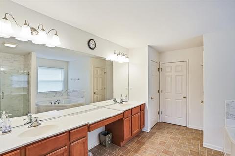 8 Benton Ct, Algonquin, IL 60102 photo 28
