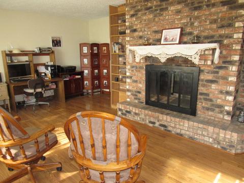 200 E Market St, Dewitt, IL 61735 photo 3