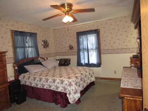 200 E Market St, Dewitt, IL 61735 photo 15