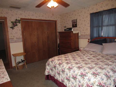 200 E Market St, Dewitt, IL 61735 photo 16