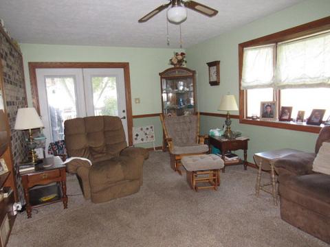 200 E Market St, Dewitt, IL 61735 photo 10