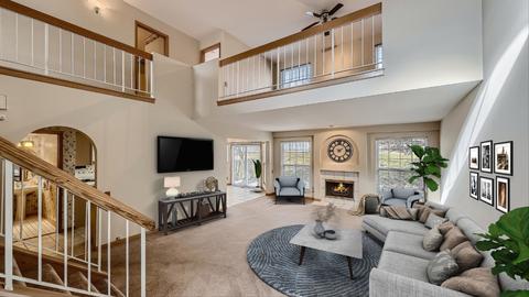 1434 Diamond Dr, Hoffman Estates, IL 60192 photo 2