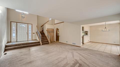 1434 Diamond Dr, Hoffman Estates, IL 60192 photo 6