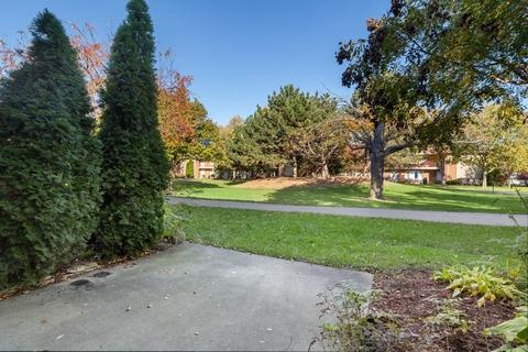 115 Dover Dr #3, Des Plaines, IL 60018 photo 10