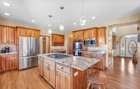 9 N523 Kendall Rd, Elgin, IL 60124 photo 8