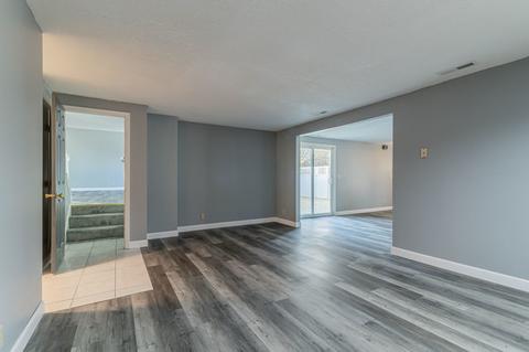 810 Devonshire Dr, Champaign, IL 61820 photo 34